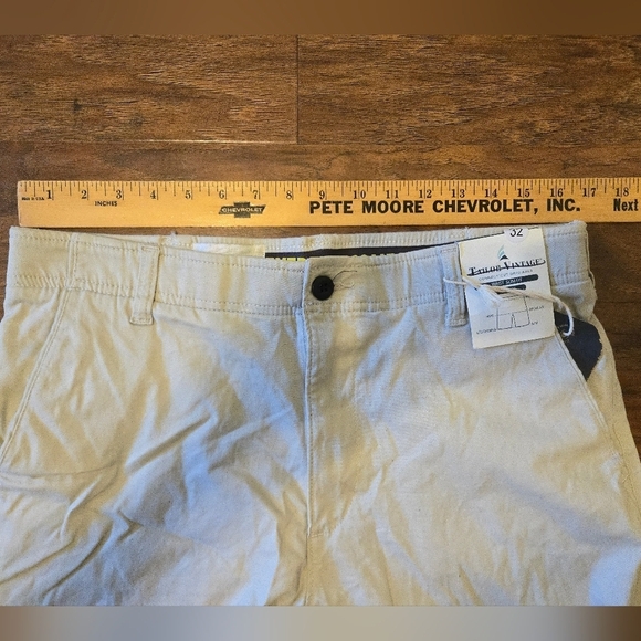 NWT Tailor Vintage Shorts Beige Khaki Tan Mens Size 32 Slim Waist Stretch Golf - Picture 4 of 6